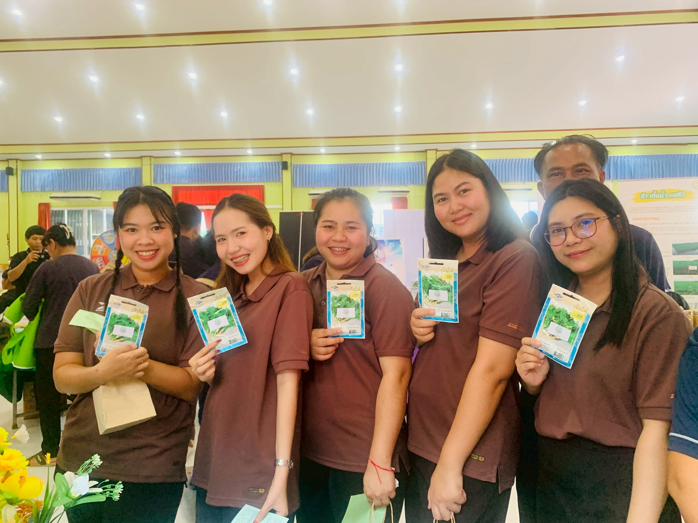 title - ส.ป.ก.จันทบุรี เข้าร่วมจัดงานโครงการคลินิกเกษตรเคลื่อนที่ในพระราชานุเคราะห์ สมเด็จพระบรมโอรสาธิราช ฯ สยามมกุฎราชกุมาร ประจำปีงบประมาณ พ.ศ. 2569 (ไตรมาสที่ 2/2569)